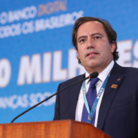 Deputadas do PSOL pedem saída de presidente da Caixa após denúncias de assédio sexual